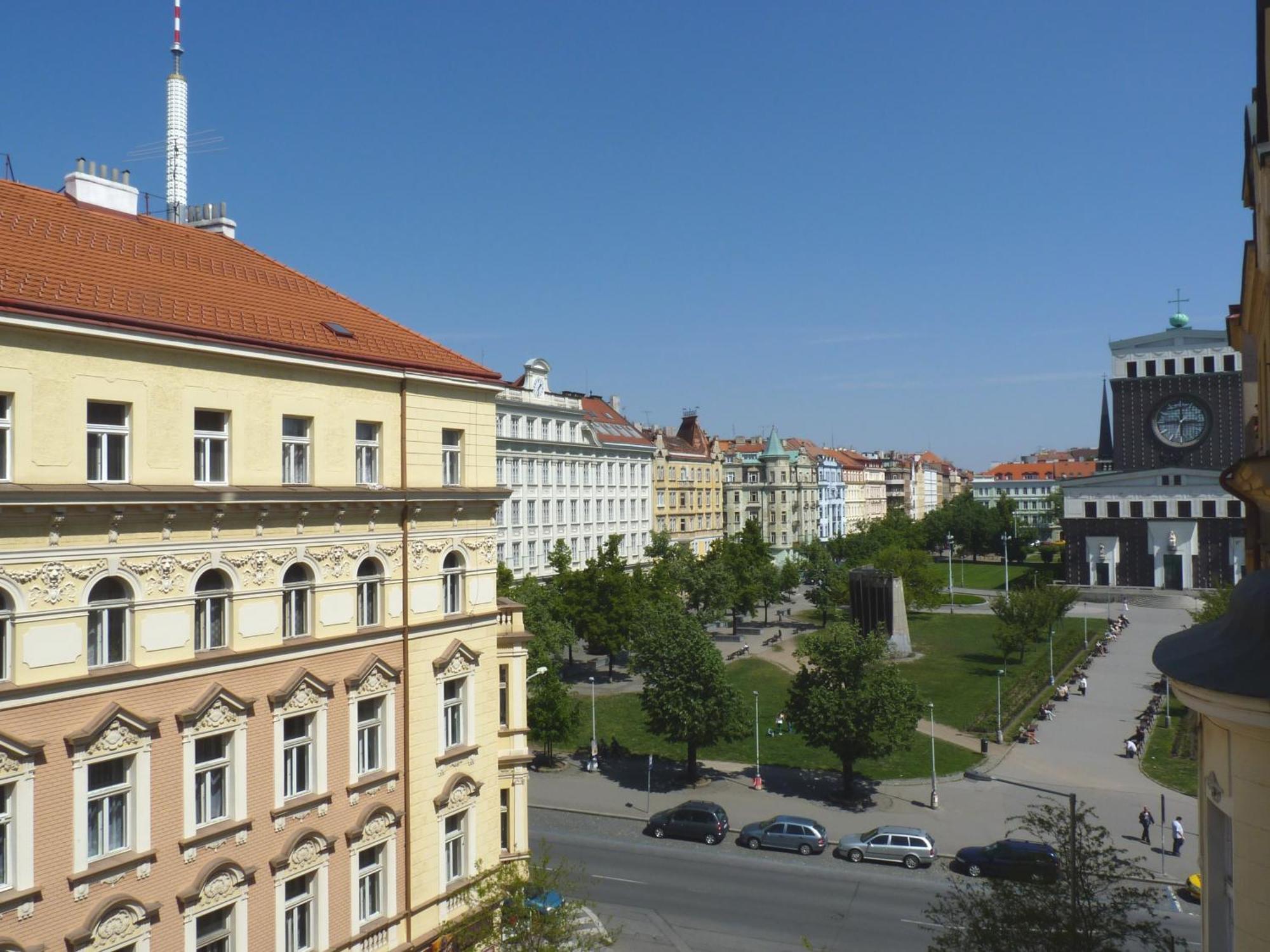 Prague Saints Apartments エクステリア 写真