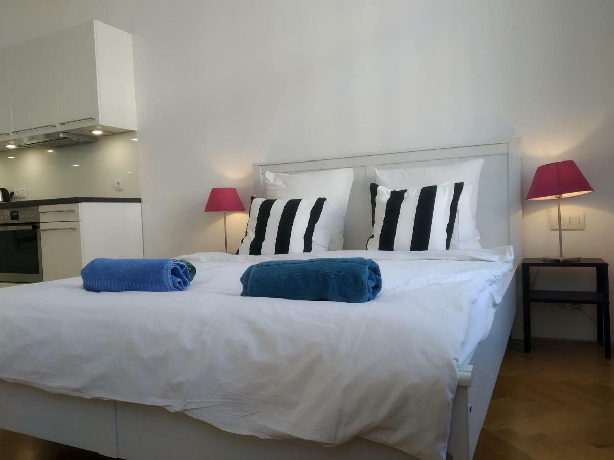 Prague Saints Apartments エクステリア 写真